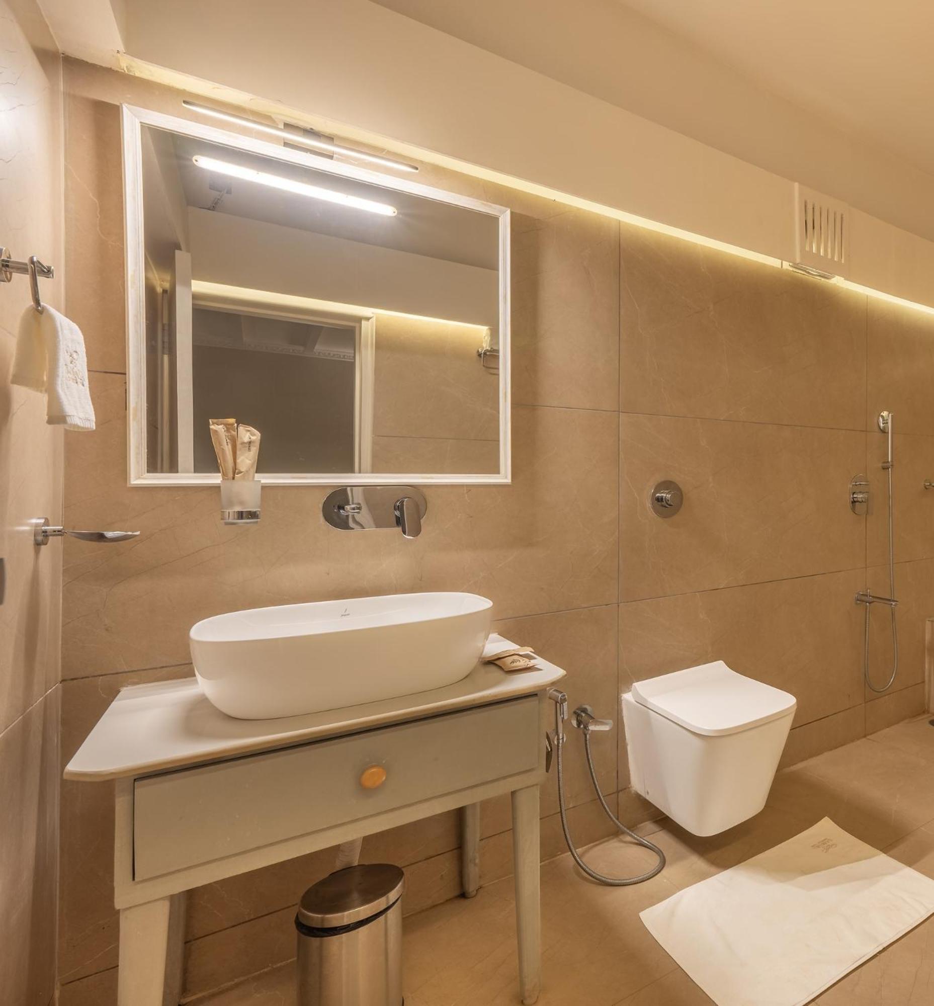 Echor Samara Morjim Goa Sea View Restro Hotel Exterior photo